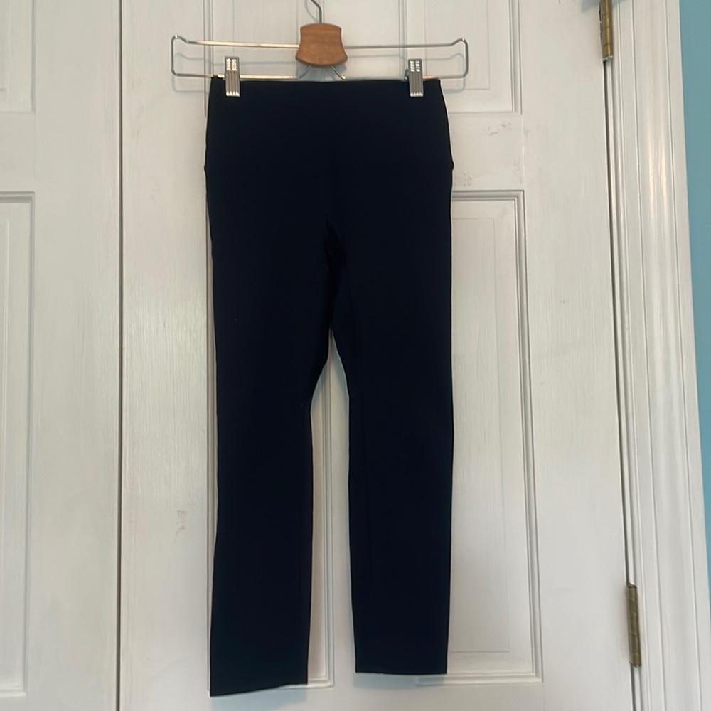 Jolyn Clothing Black “Jonesie” Capri Leggings